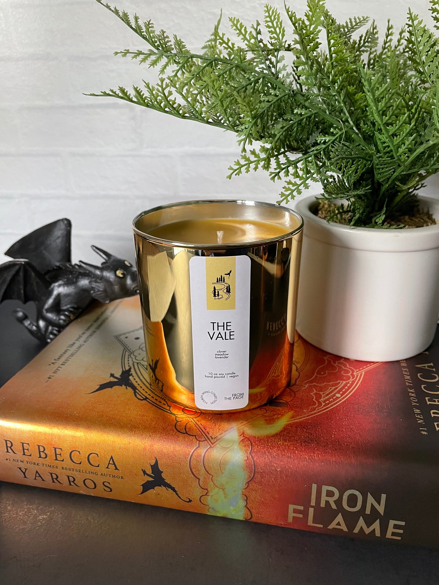 The Vale candle | Fourth Wing/Iron Flame collection