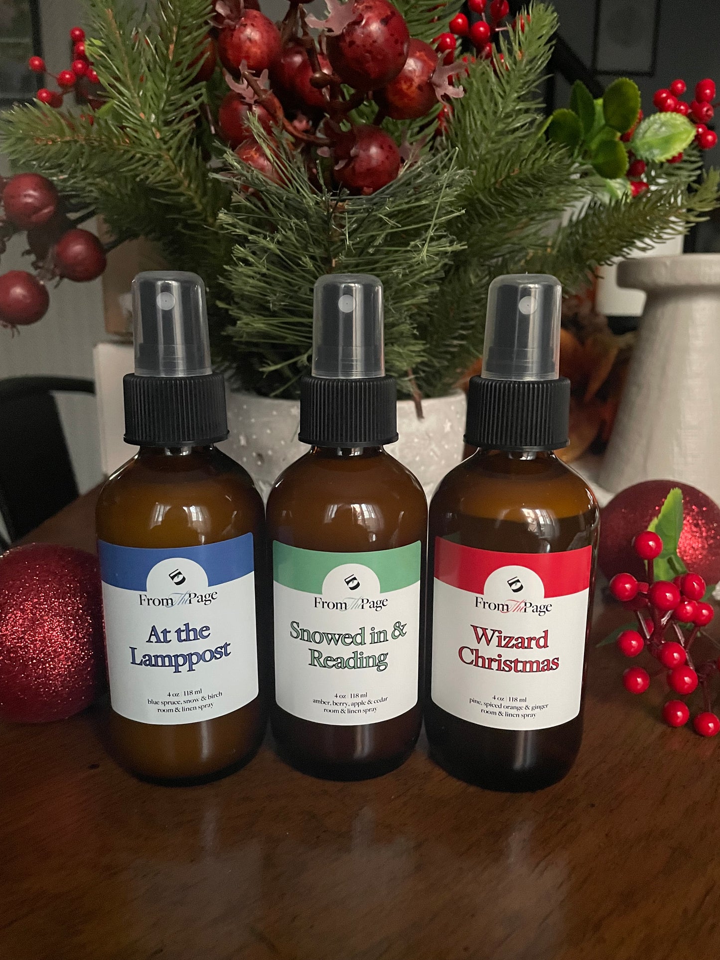 Snowed in & Reading Room & Linen Spray | Apple, berry, cedar