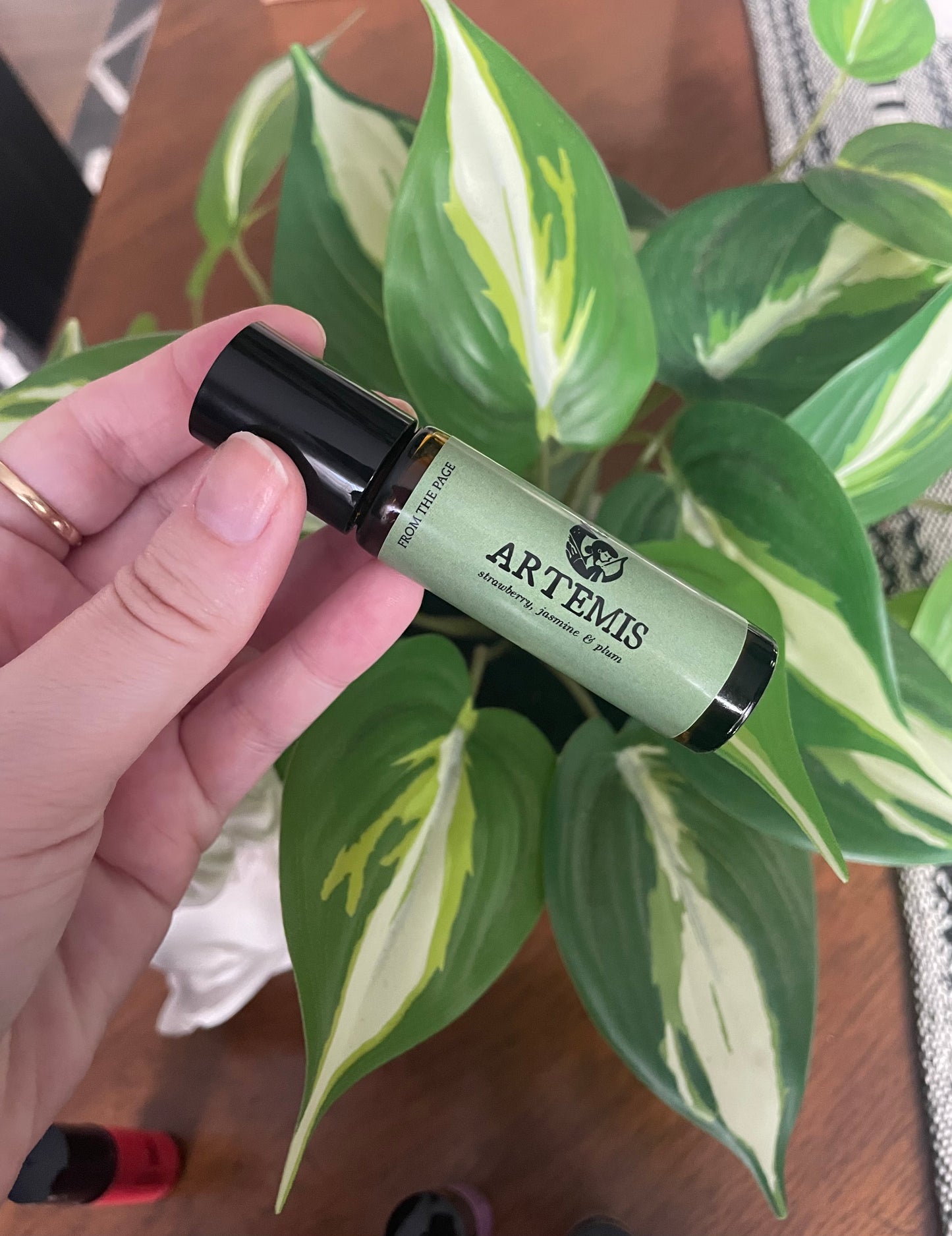 Artemis Roll-on perfume (strawberry, jasmine, plum)