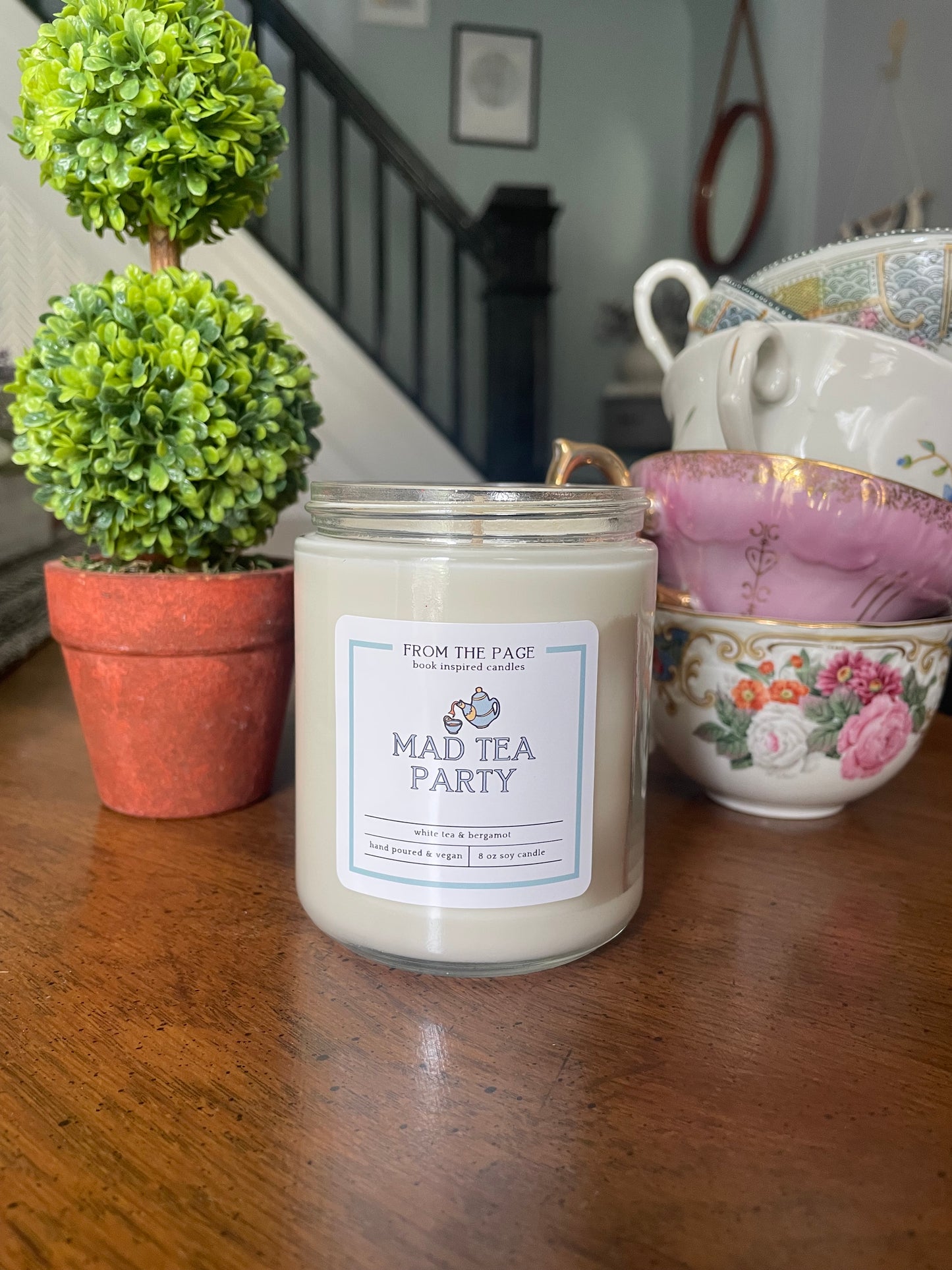 Mad Tea Party (white tea & bergamot)