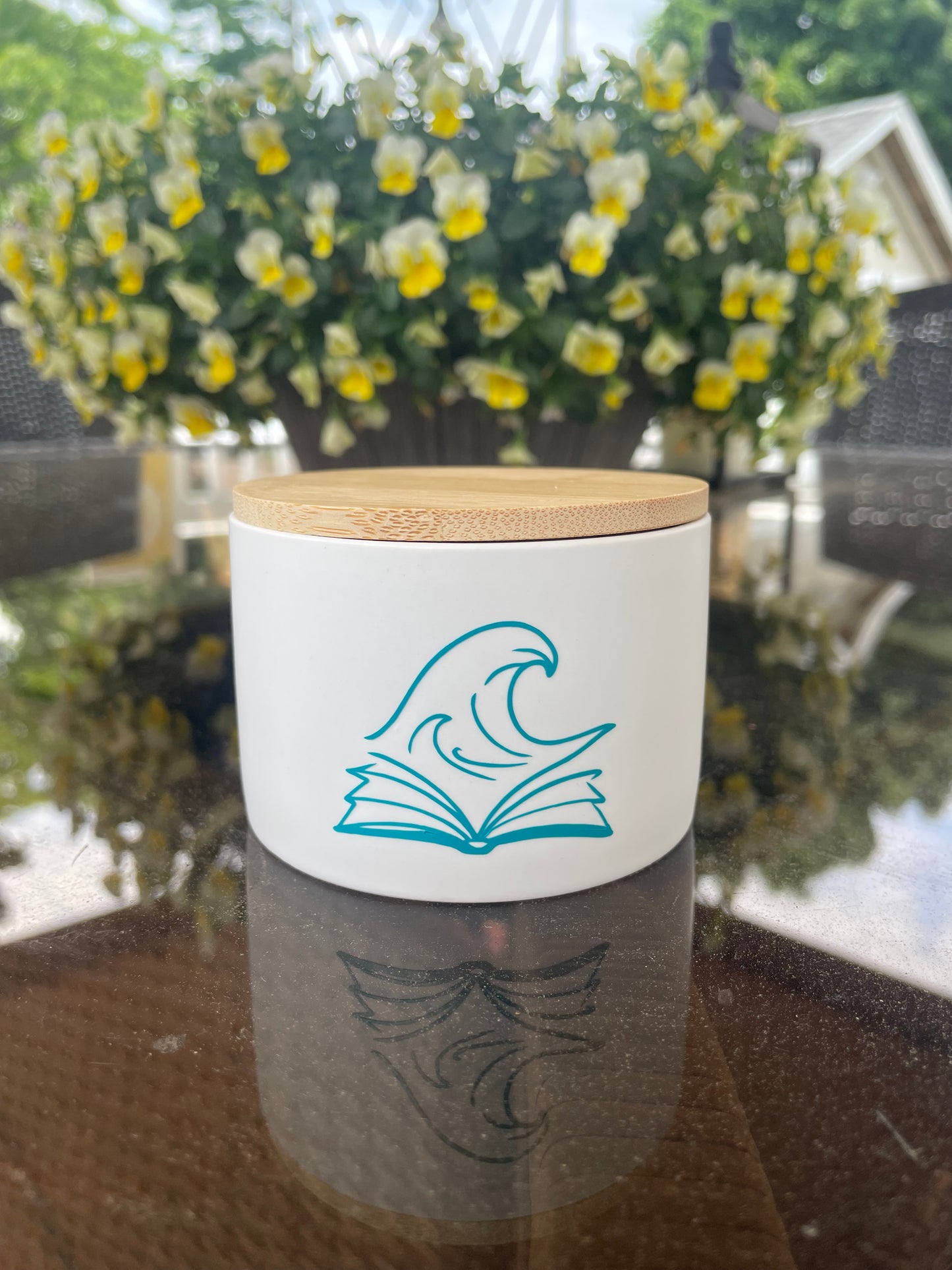 Icon Collection - Beach Read (sandalwood, amber & sea salt)