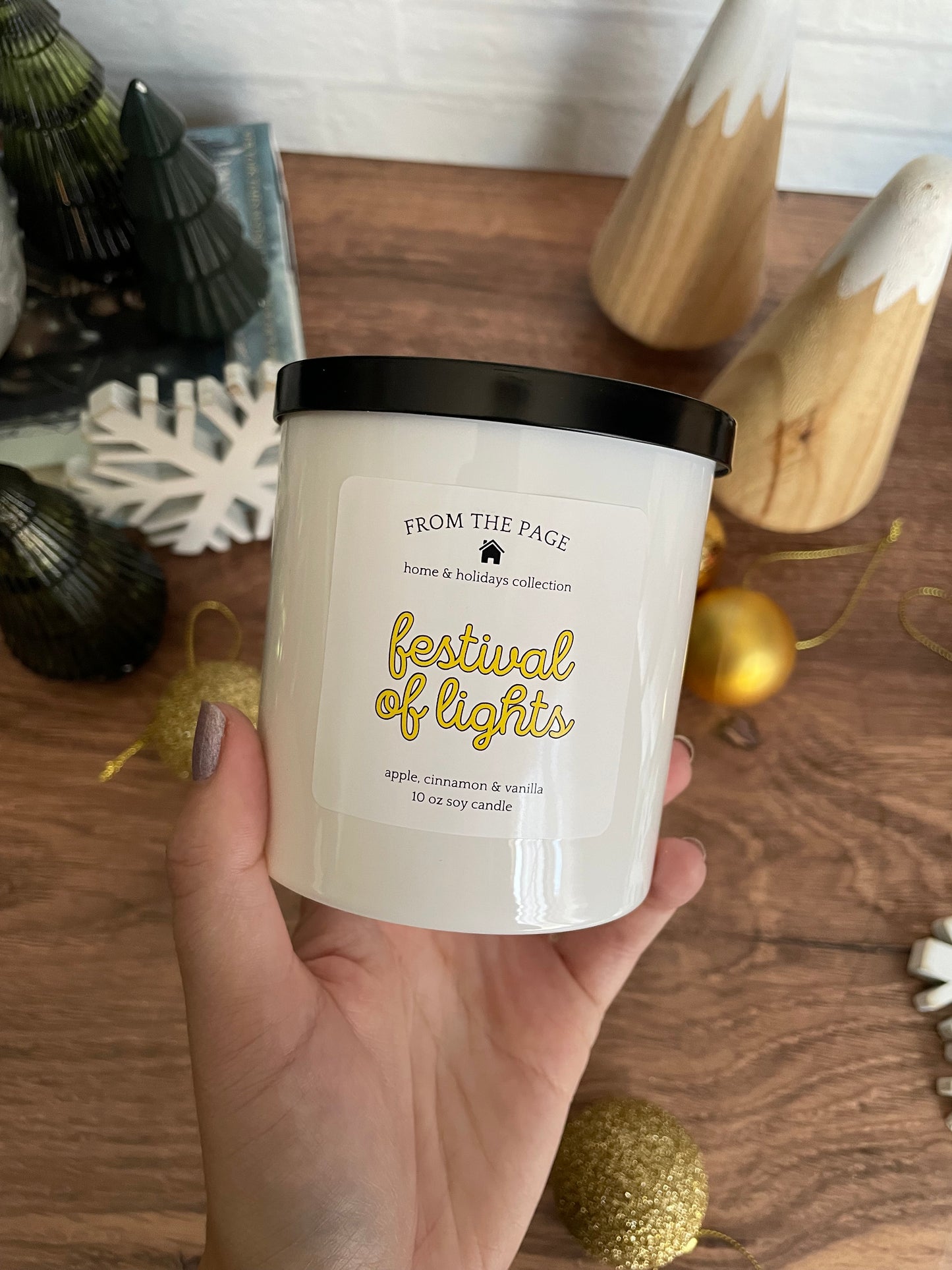 Festival of Lights 10 oz candle