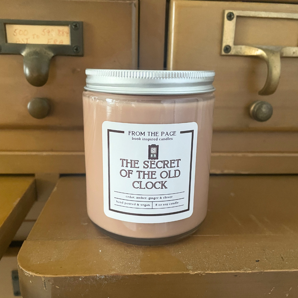 The Secret of the Old Clock - Candle of the Month (cedar, amber, ginger, clover)